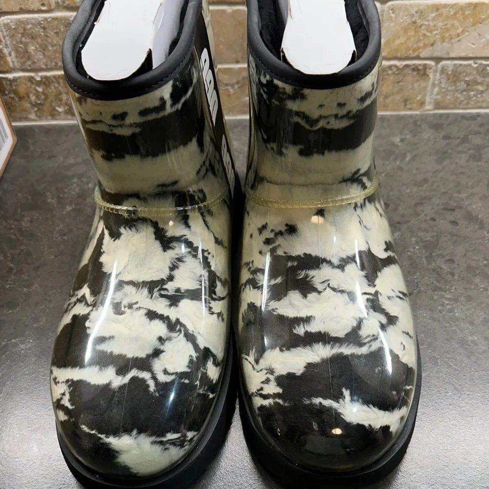 NEW** UGG Classic Clear Mini Marble Boots - Picture 4 of 11